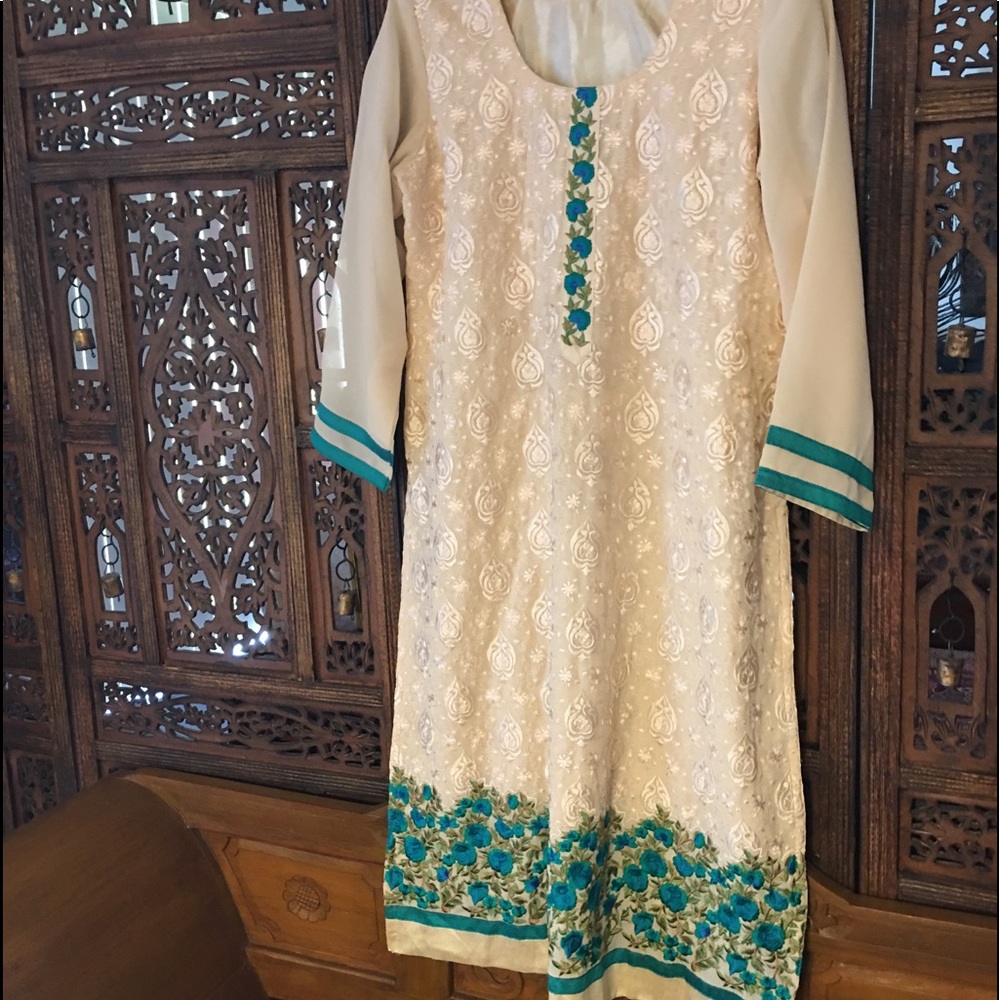 Embroidered Pakistani/ Indian  dress/ kurta/ kameez
